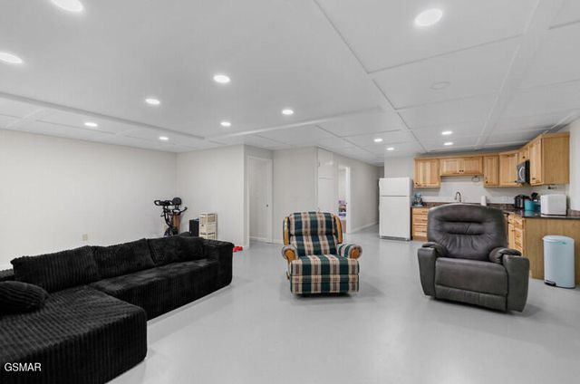 1652 Arron Way, Sevierville, TN 37876