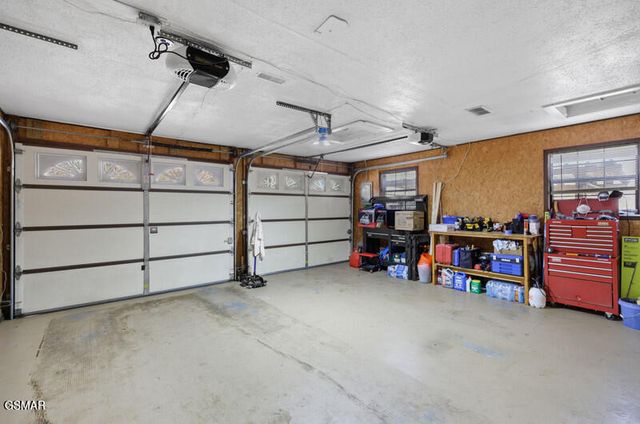 1652 Arron Way, Sevierville, TN 37876