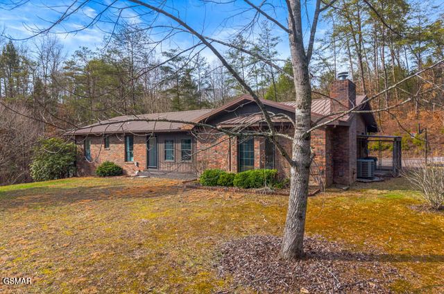 1652 Arron Way, Sevierville, TN 37876