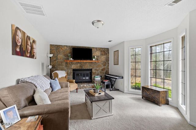 1652 Arron Way, Sevierville, TN 37876