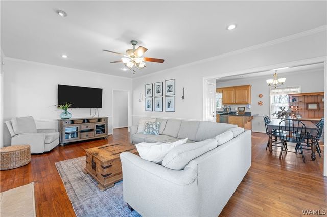 15 Forest, Tuscaloosa, AL 35404