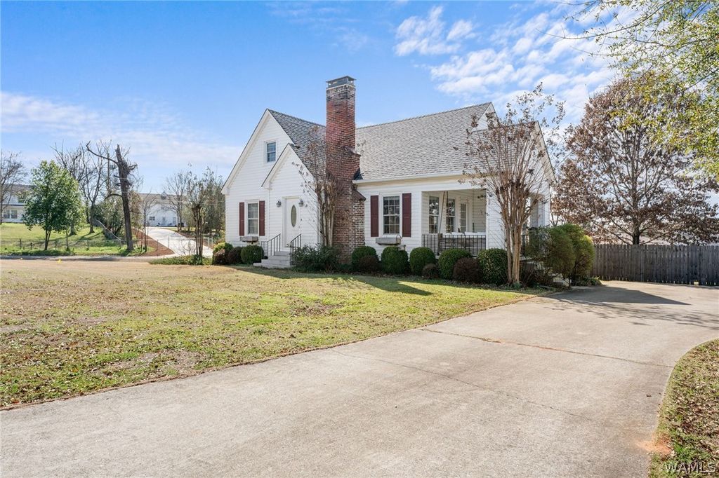 15 Forest, Tuscaloosa, AL 35404