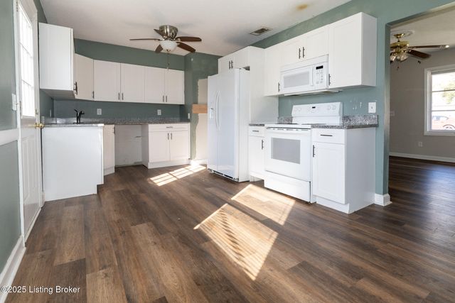 125 N Melody Ln, Louisville, KY 40229