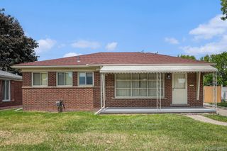 5239 East 13 Mile Rd Road, Warren, MI 48092