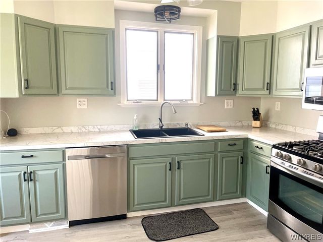 145 Potters Road, Buffalo, NY 14220