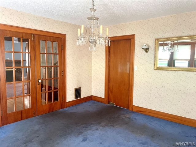145 Potters Road, Buffalo, NY 14220