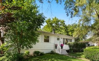 920 Fern Avenue, St. Charles, IL 60174