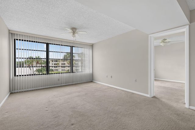 3501 Village Boulevard 304, West Palm Beach, FL 33409