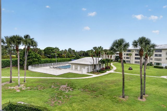 3501 Village Boulevard 304, West Palm Beach, FL 33409