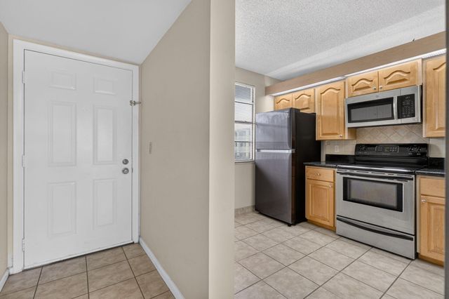 3501 Village Boulevard 304, West Palm Beach, FL 33409