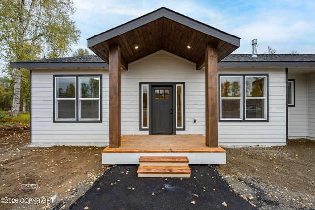 9518 W Palermo Circle, Wasilla, AK 99654