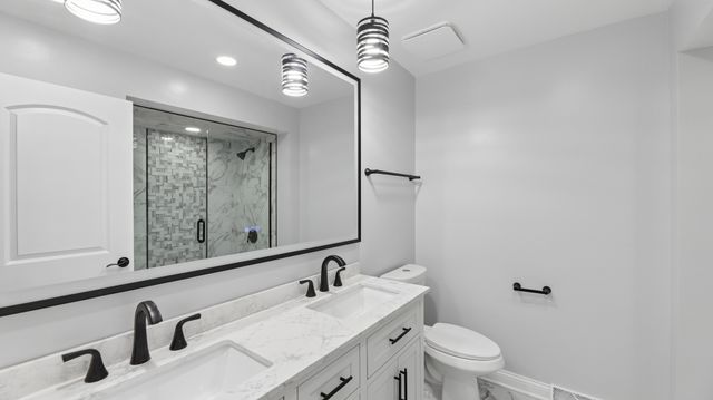 7314 Summit Road, Darien, IL 60561