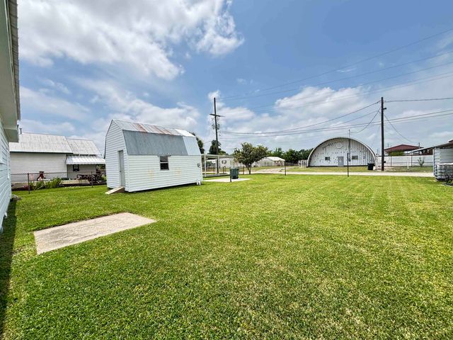 609 Peach St, Houma, LA 70363
