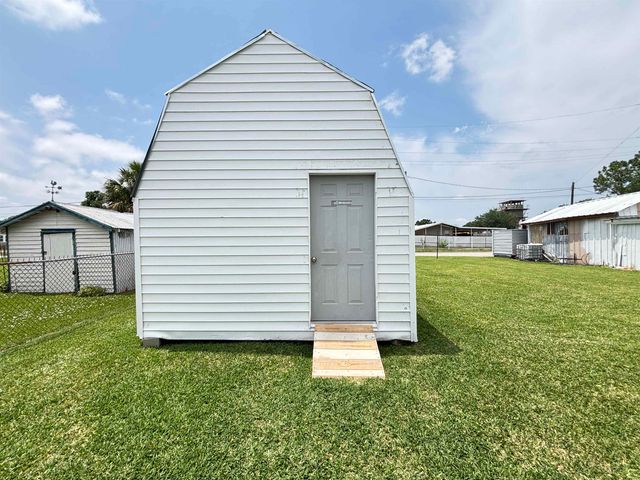 609 Peach St, Houma, LA 70363