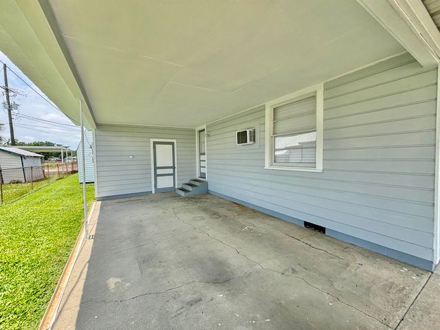 609 Peach St, Houma, LA 70363