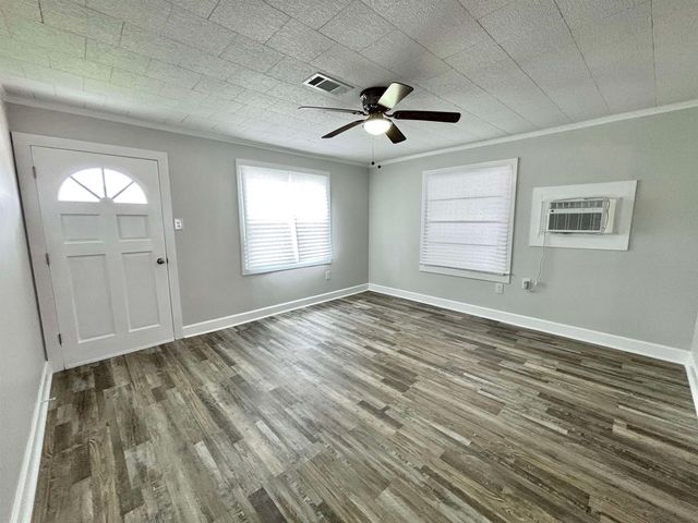 609 Peach St, Houma, LA 70363