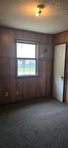 1301 N Rogers Avenue, Springfield, MO 65802