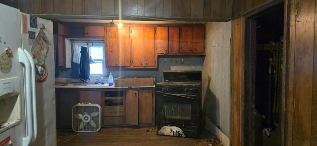 1301 N Rogers Avenue, Springfield, MO 65802