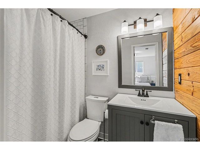 8958 W 77th Pl, Arvada, CO 80005