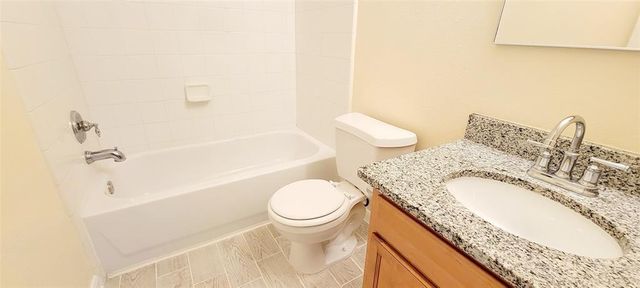 15427 Bammel Fields Court, Houston, TX 77014