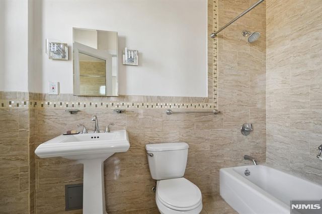 375 Mount Prospect 7DE, Newark, NJ 07104