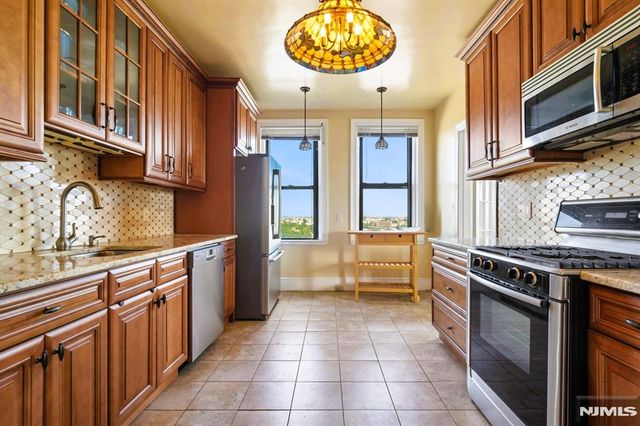 375 Mount Prospect 7DE, Newark, NJ 07104