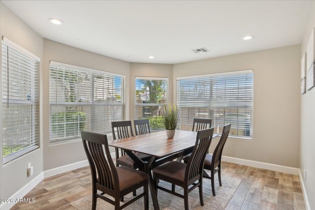 6824 W MORROW Drive, Glendale, AZ 85308