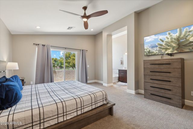 6824 W MORROW Drive, Glendale, AZ 85308