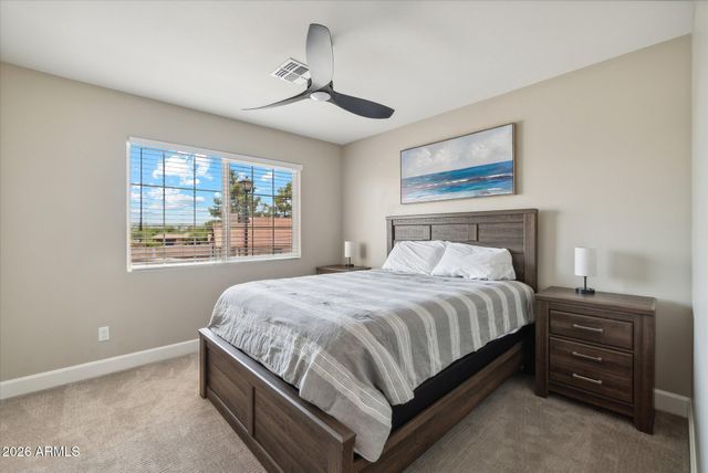 6824 W MORROW Drive, Glendale, AZ 85308