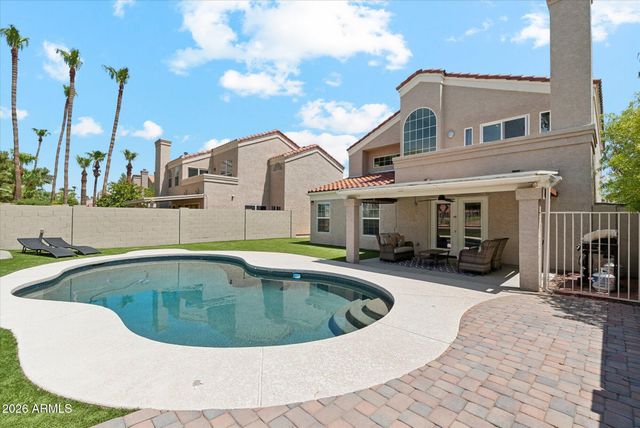 6824 W MORROW Drive, Glendale, AZ 85308