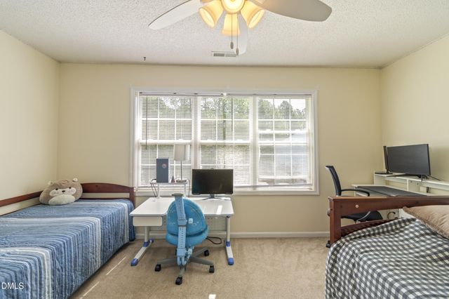 215 Pointe Crest Court, Cary, NC 27513
