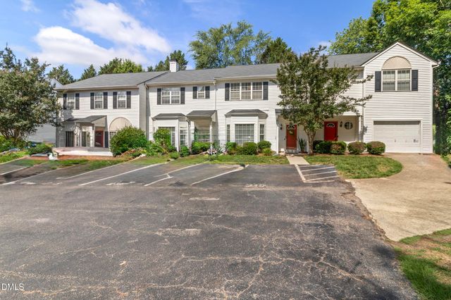 215 Pointe Crest Court, Cary, NC 27513