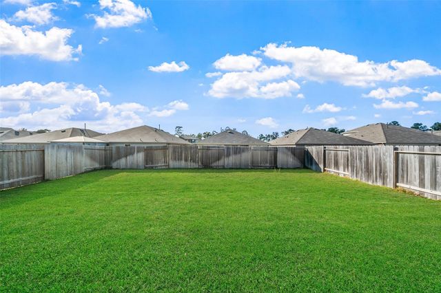 40475 Garden Heights Lane, Magnolia, TX 77354