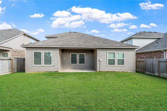 40475 Garden Heights Lane, Magnolia, TX 77354