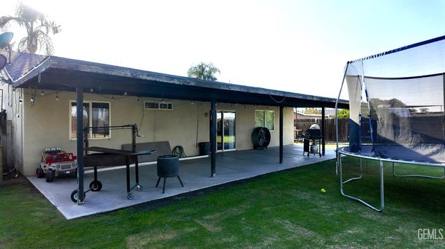 106 Linnell Way, Bakersfield, CA 93306