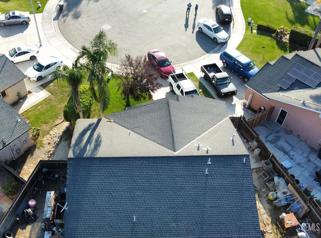 106 Linnell Way, Bakersfield, CA 93306