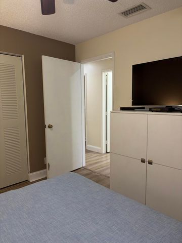 8107 Summerbreeze Lane, Boca Raton, FL 33496