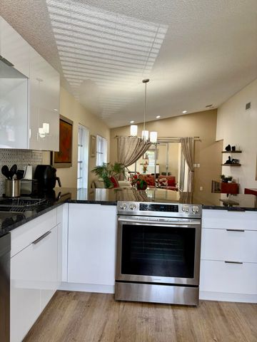 8107 Summerbreeze Lane, Boca Raton, FL 33496