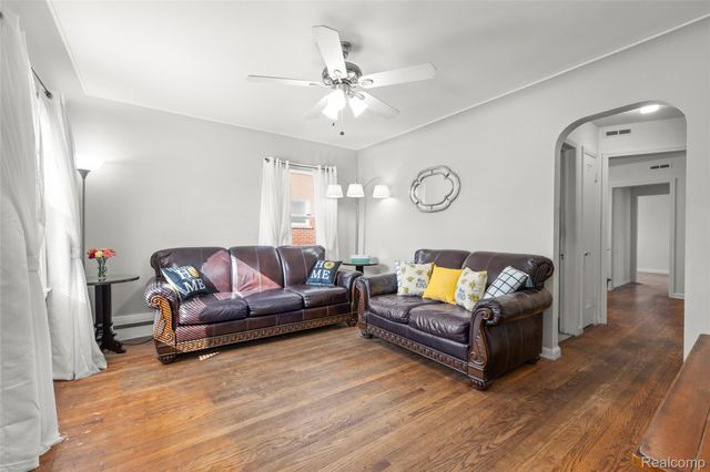 4964 Kenilworth Street, Dearborn, MI 48126