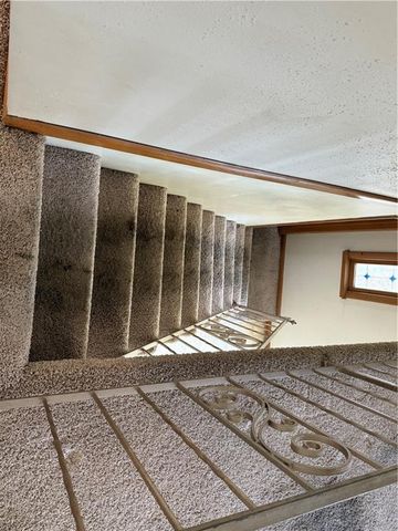 6905 Sycamore Avenue, Kansas City, MO 64133