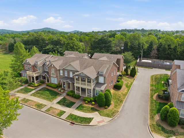 268 Pennystone Cir, Franklin, TN 37067