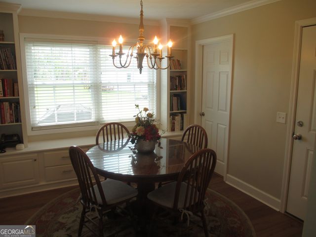 29 Pine Forest Avenue, Hazlehurst, GA 31539