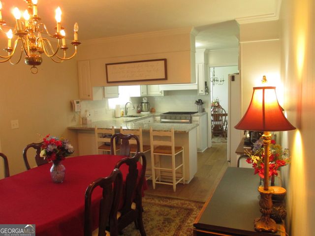 29 Pine Forest Avenue, Hazlehurst, GA 31539