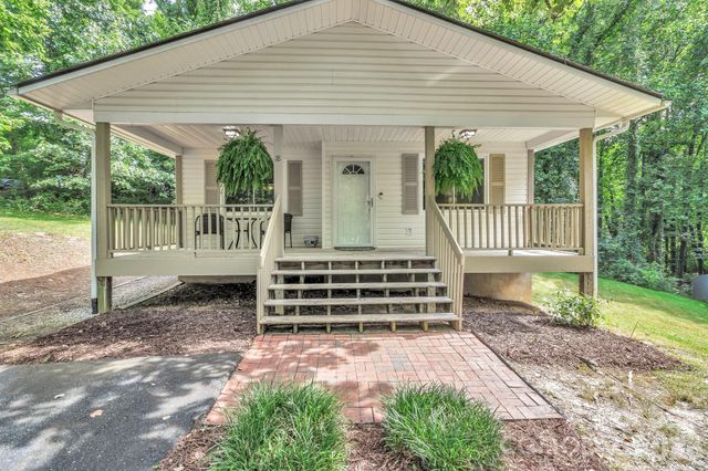 18 Mctindal Circle, Asheville, NC 28803