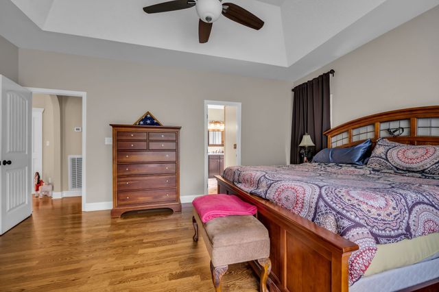 1004 Little Bartons Creek Rd, Cumberland Furnace, TN 37051