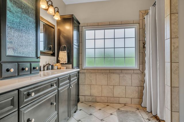 1004 Little Bartons Creek Rd, Cumberland Furnace, TN 37051