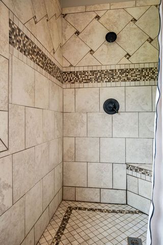 1004 Little Bartons Creek Rd, Cumberland Furnace, TN 37051