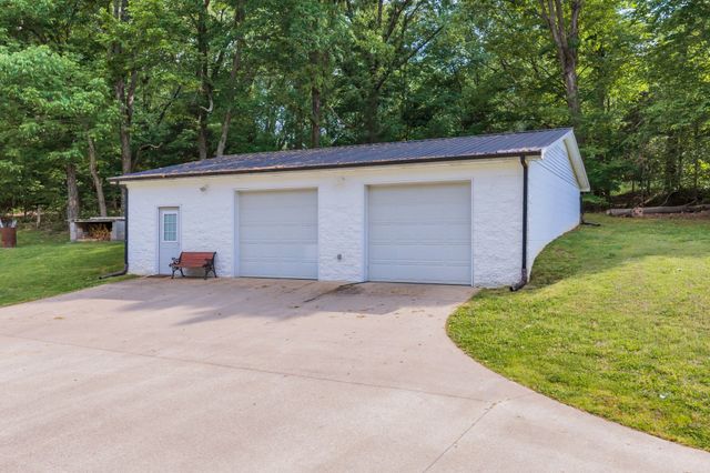 1004 Little Bartons Creek Rd, Cumberland Furnace, TN 37051