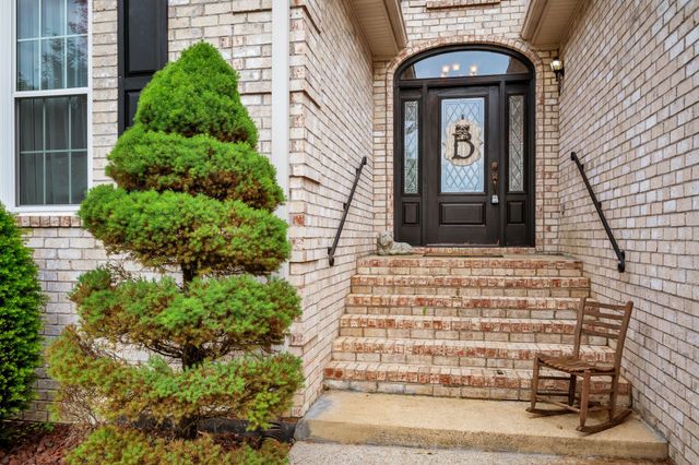 1004 Little Bartons Creek Rd, Cumberland Furnace, TN 37051