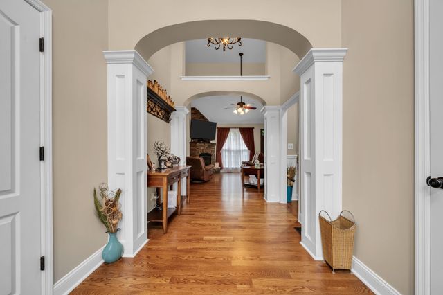 1004 Little Bartons Creek Rd, Cumberland Furnace, TN 37051